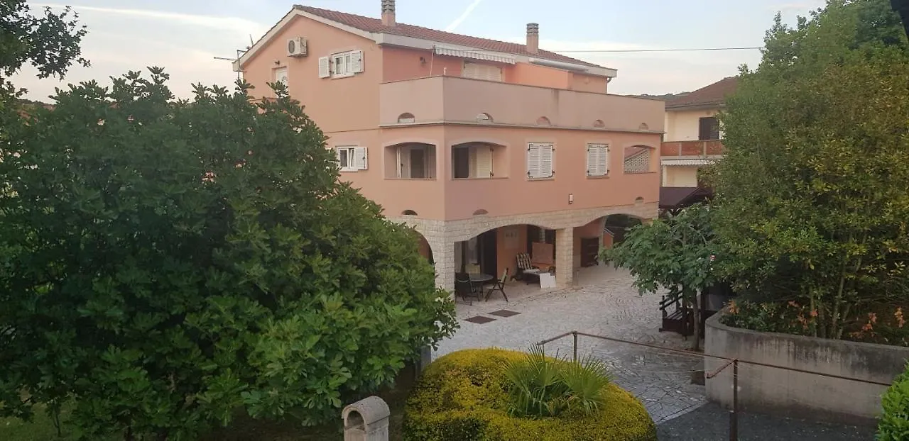 Apartments Ivanka G Malinska