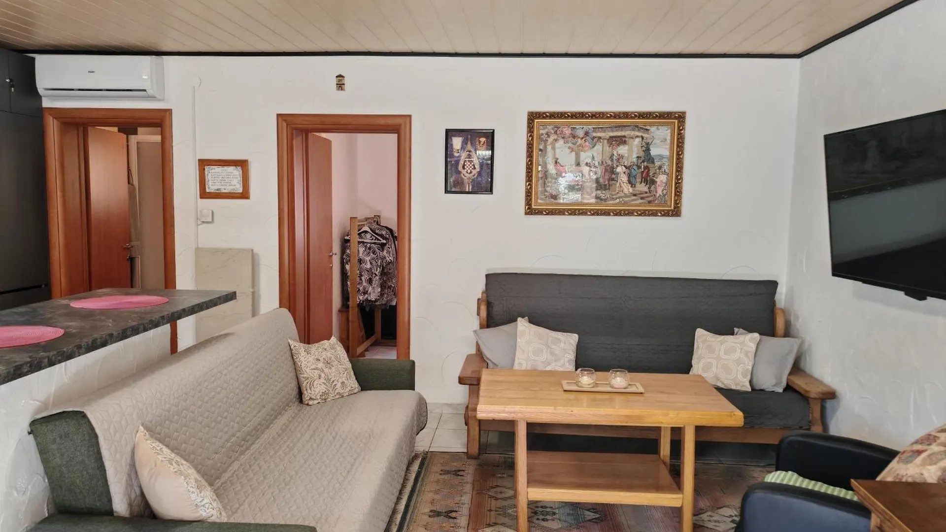 Apartments Ivanka G Malinska 0*,